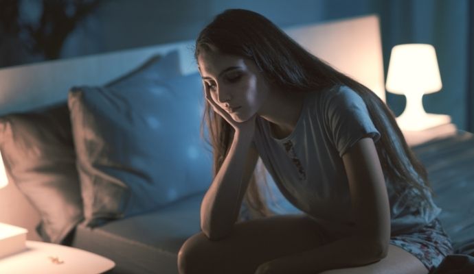 Rối loạn nhịp thức ngủ không thực tổn (Nonorganic disorder of the sleep - wake schedule) (F51.2)